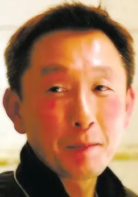 臼井仪人  