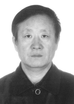 王霆钧