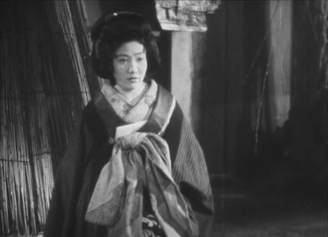 衣笠淳子