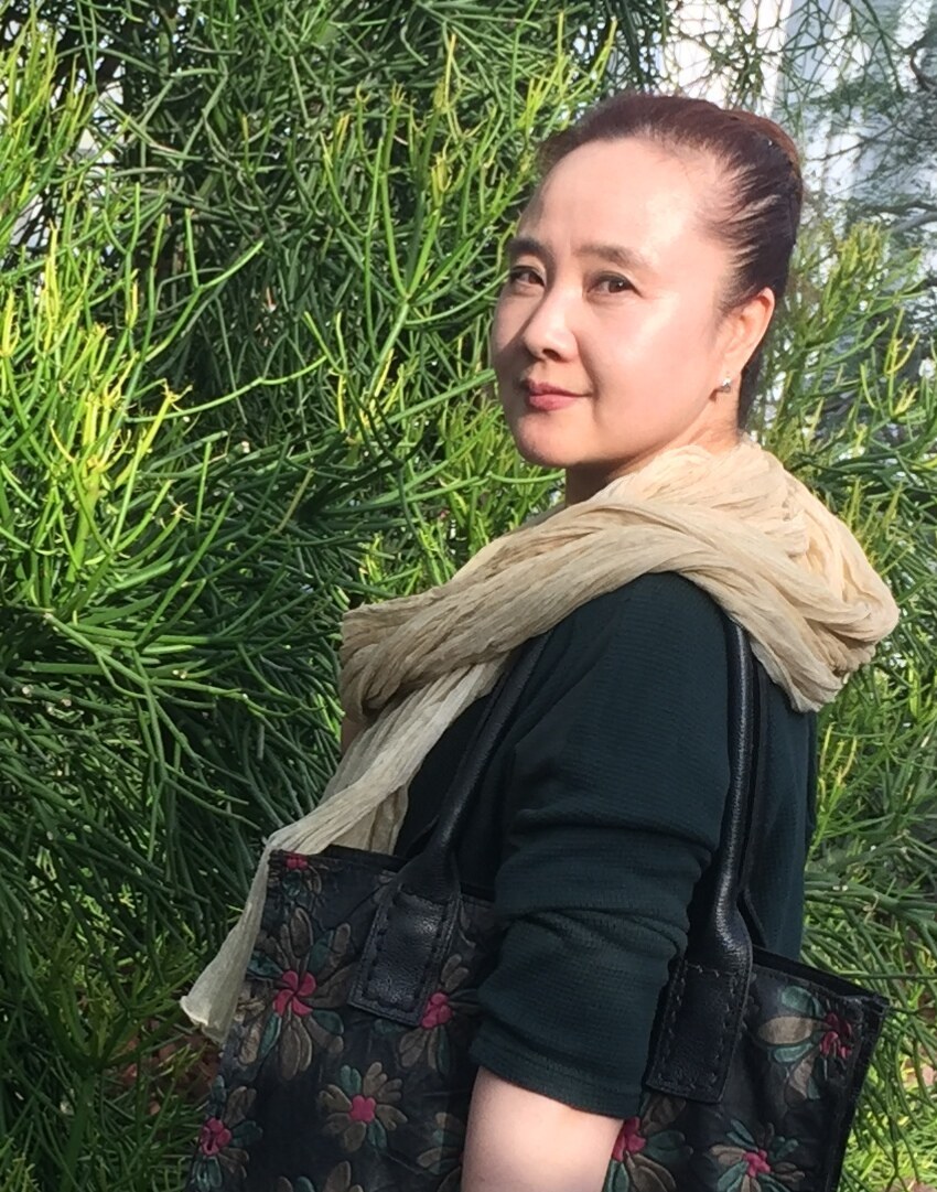 张玲