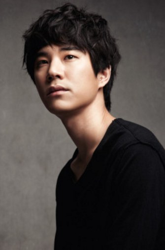 文泰佑