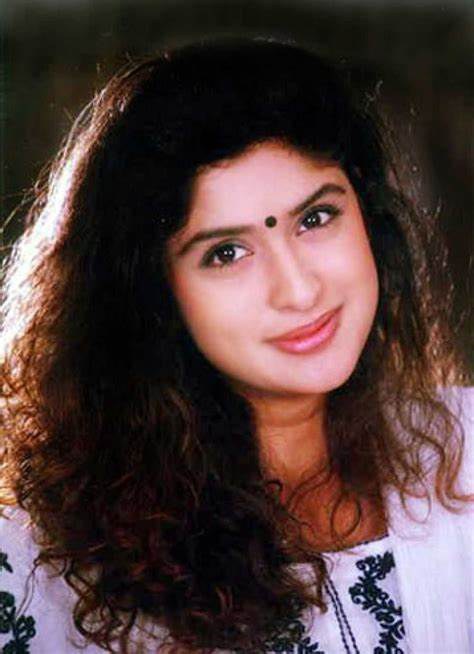 Anjala Zaveri