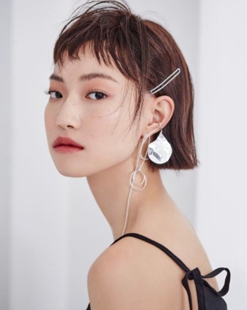 瓦里萨拉·羽