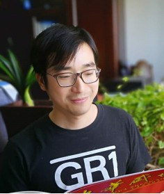 何璟
