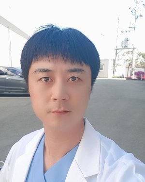 卞健宇
