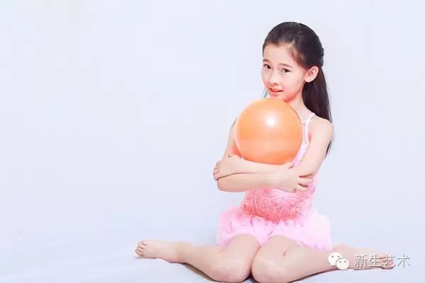 张乐妍