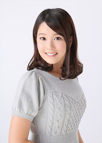 小坂井祐梨绘
