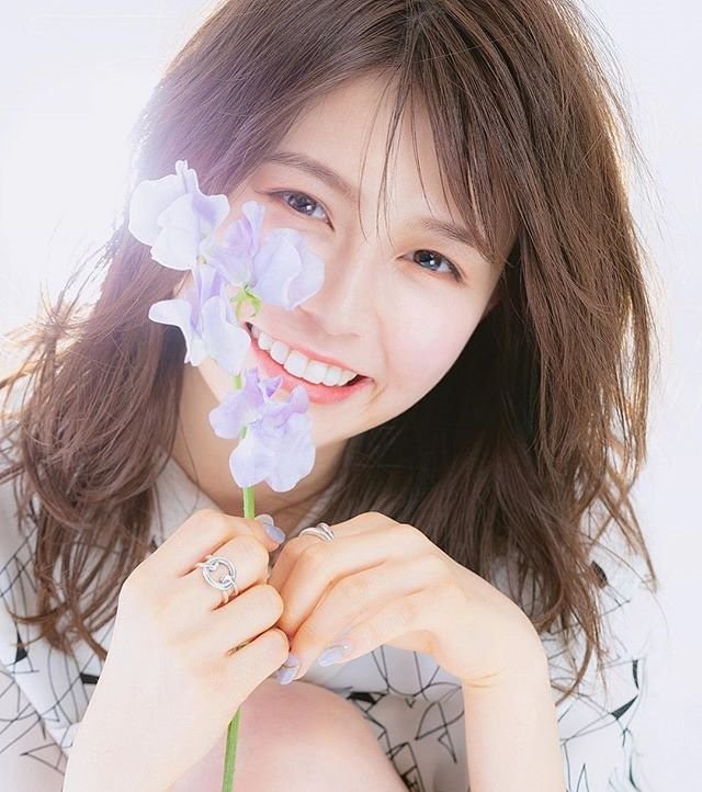井口绫子