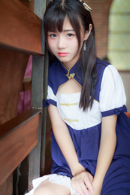 卢静