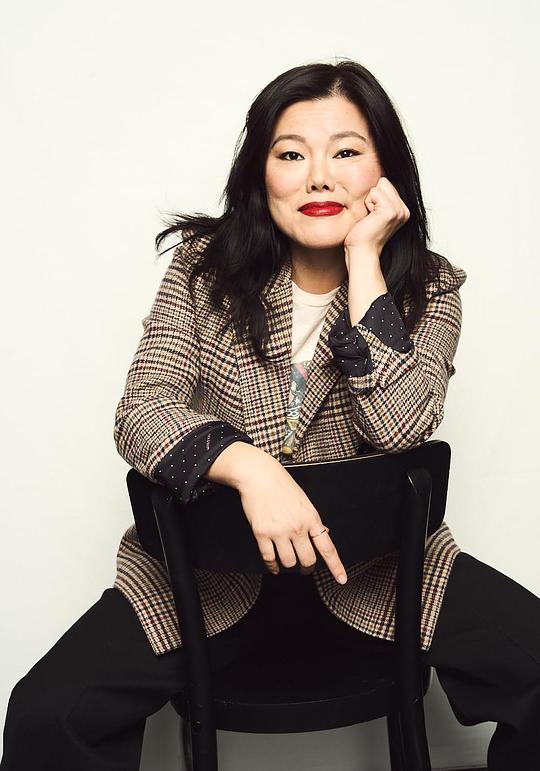Desirée Mee Jung