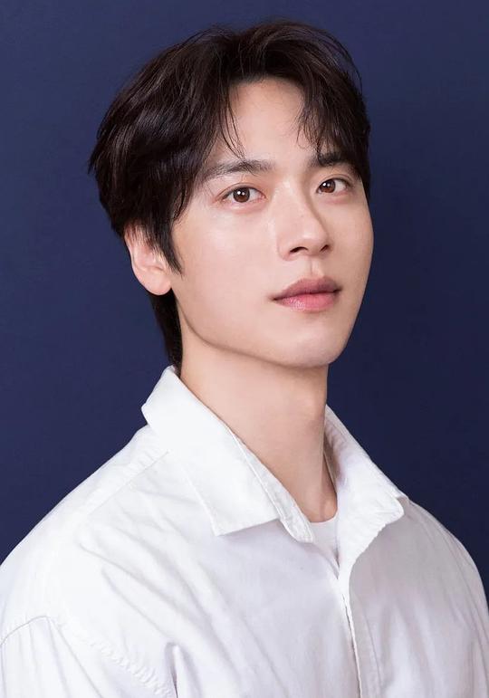 尹胜宇
