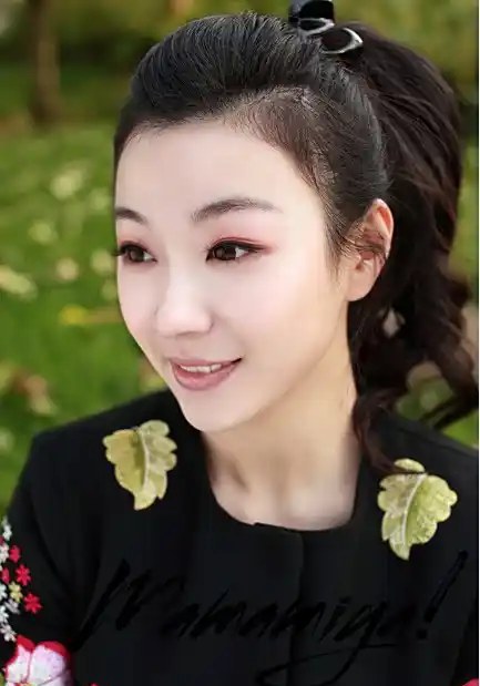 魏华