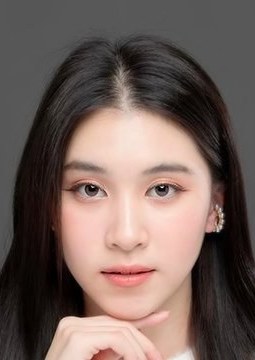 妮查露·萨卡森鲁