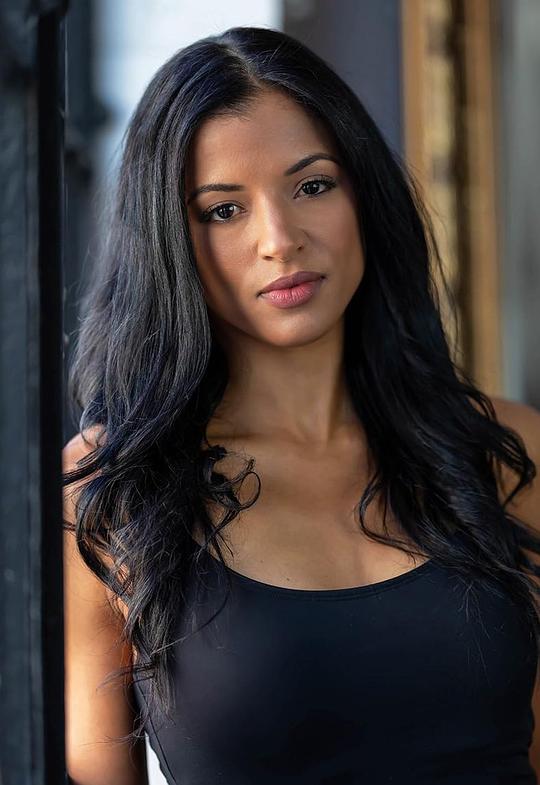Anais Almonte