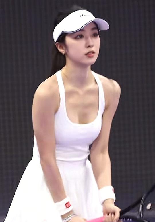 翁青雅
