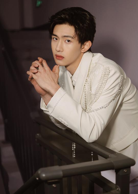 杨淇源