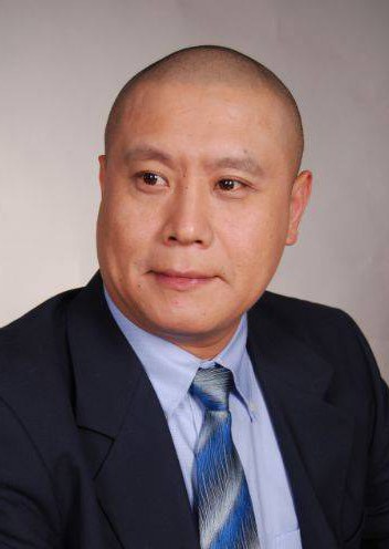 韩巨明