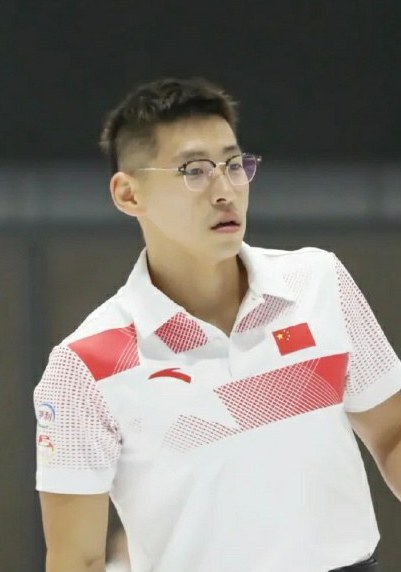 凌智