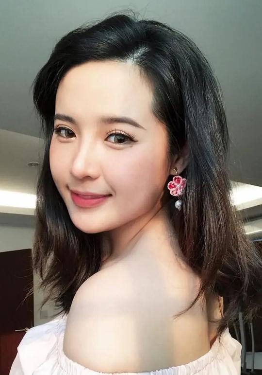 莎拉娜·萨杰乌