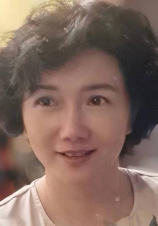 孙依群