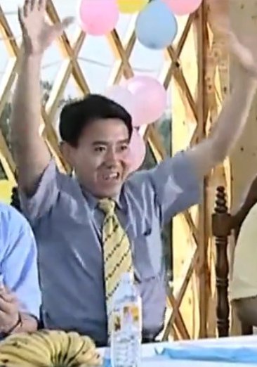 郝建民