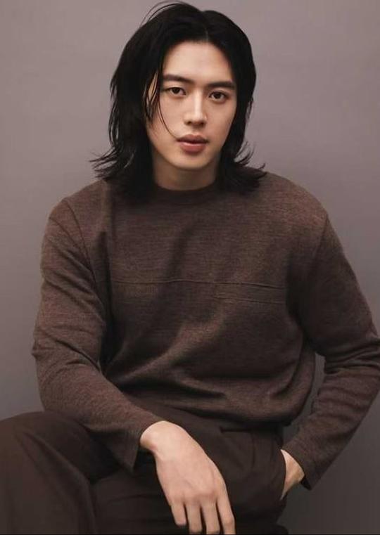 李周安