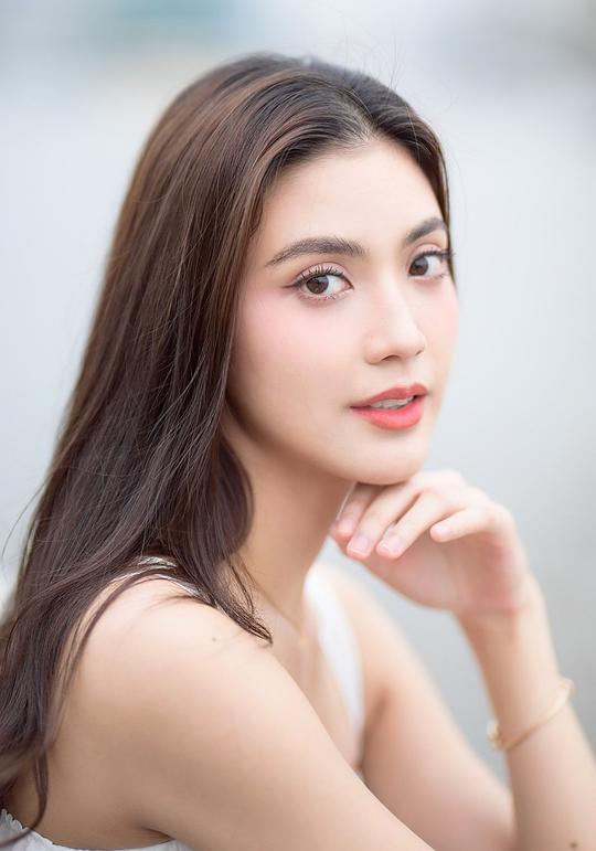 肯娜希妮·萨普米