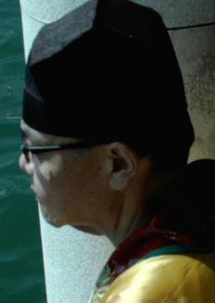 梁浩明