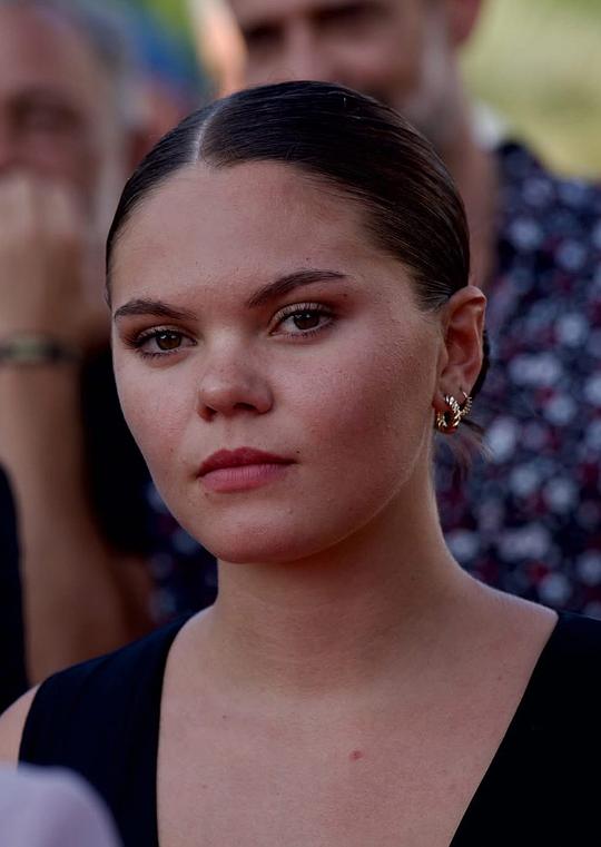 Sasha Gravat Harsch