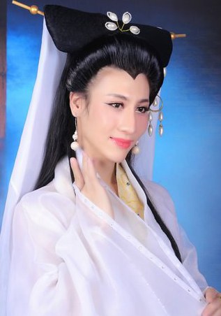 杨肖玉