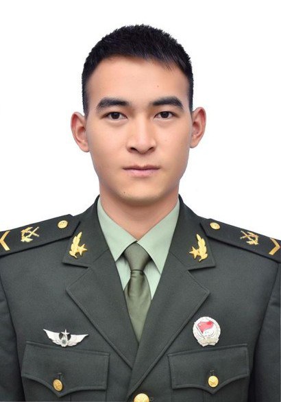 杜富国