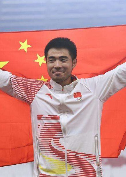谢文骏