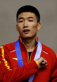 高亭宇