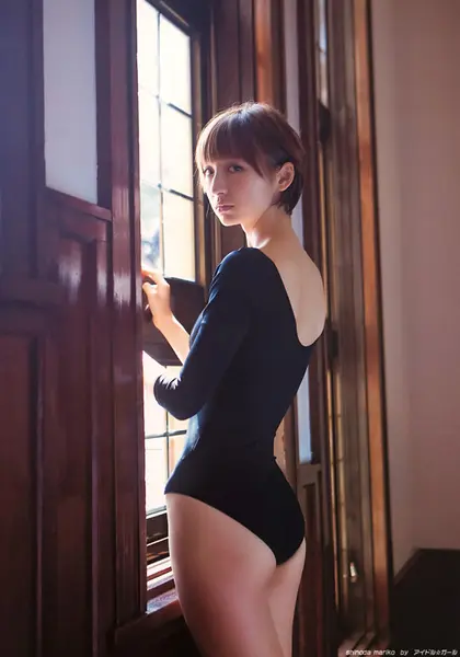 篠田麻里子
