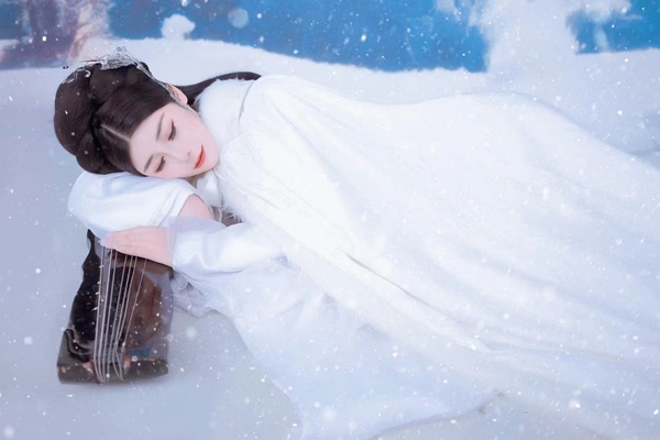 王珊