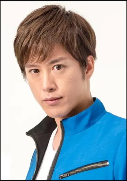 向坪健