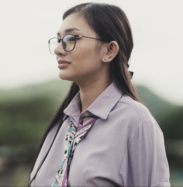 Angeline Aril