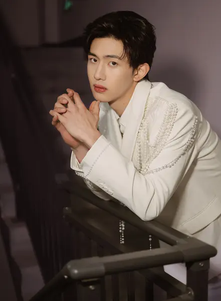 杨淇源