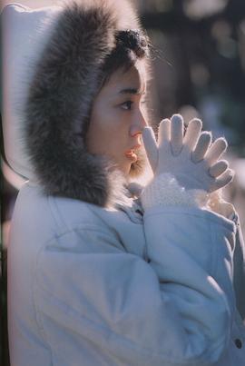 石田百合子