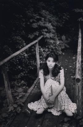 石田百合子