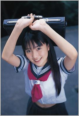 石田未来