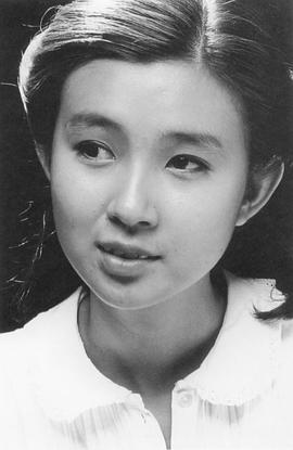 秋吉久美子