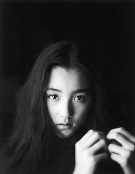 一色纱英