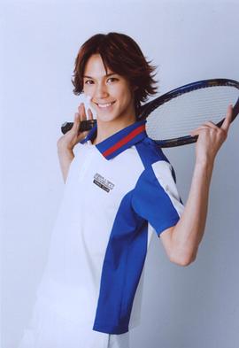 滨尾京介
