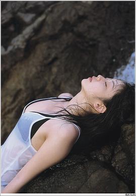 秋山奈奈