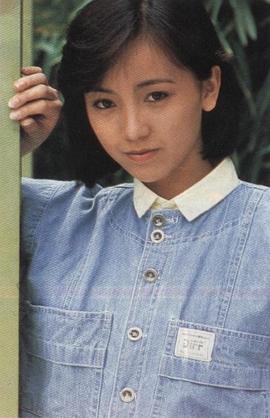 邓萃雯