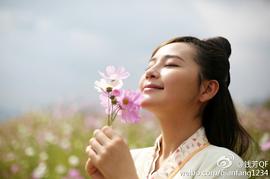 钱芳