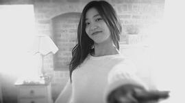 李侑菲