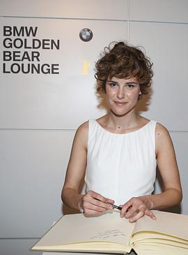 卡拉·朱里