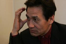 安圣基